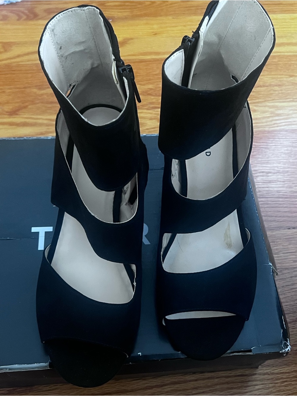 Torrid -never worn Black Strappy Open-Toe Women's Heels 10W